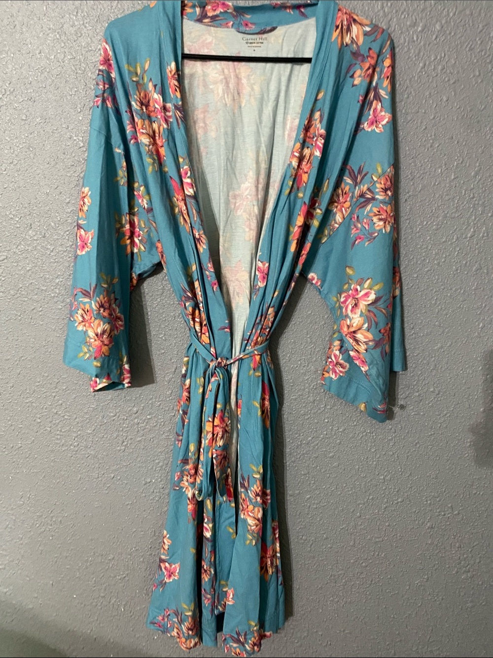 Garnet Hill M gorgeous robe